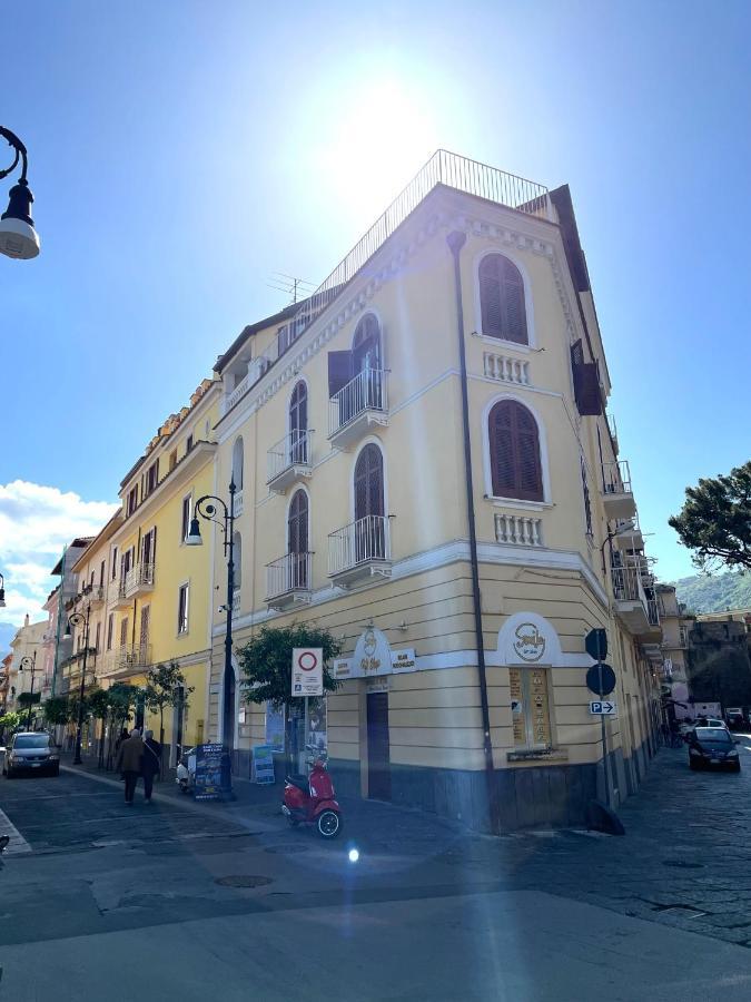 Sorrento Street View Hotel Luaran gambar