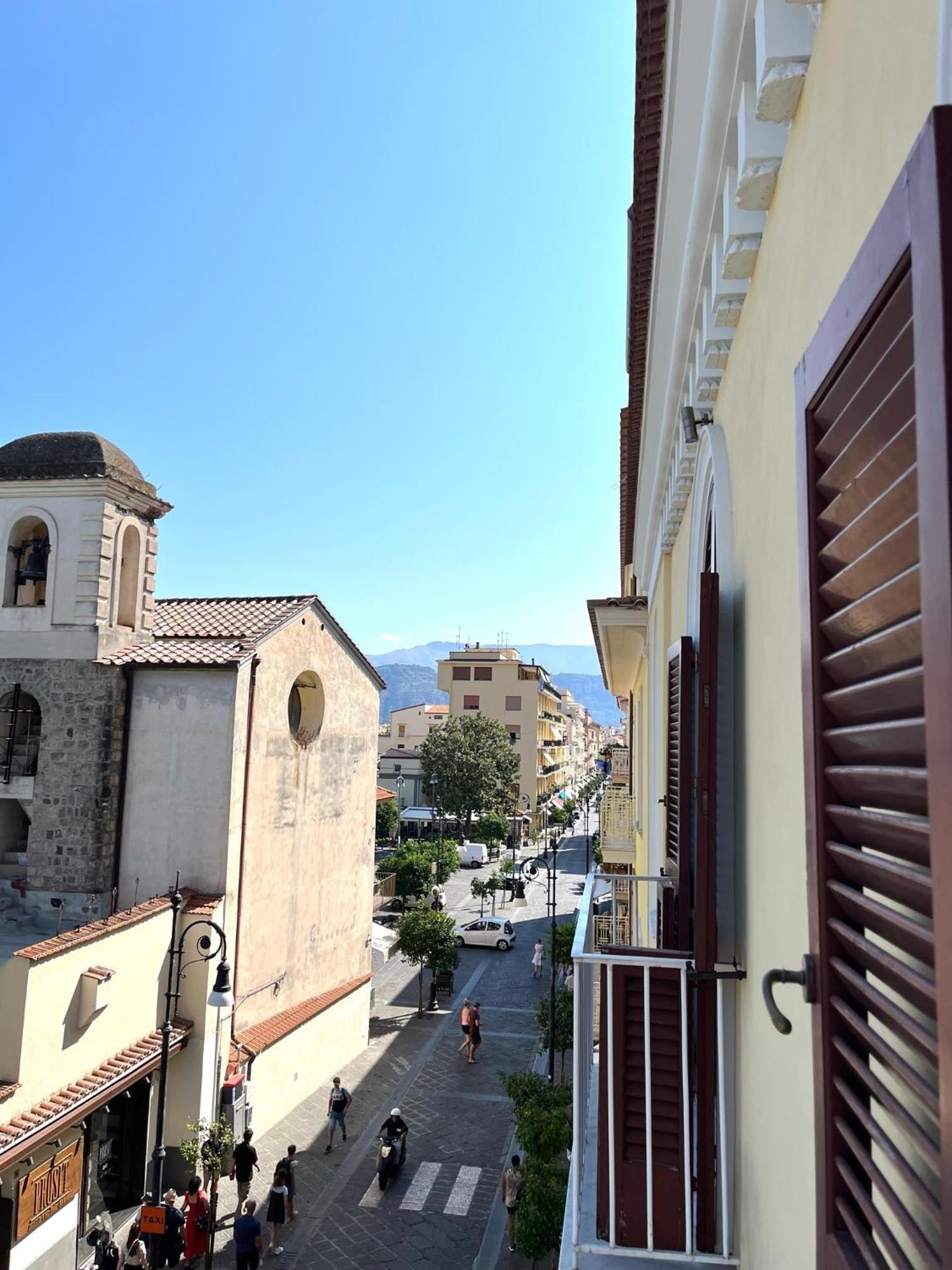 Sorrento Street View Hotel Luaran gambar